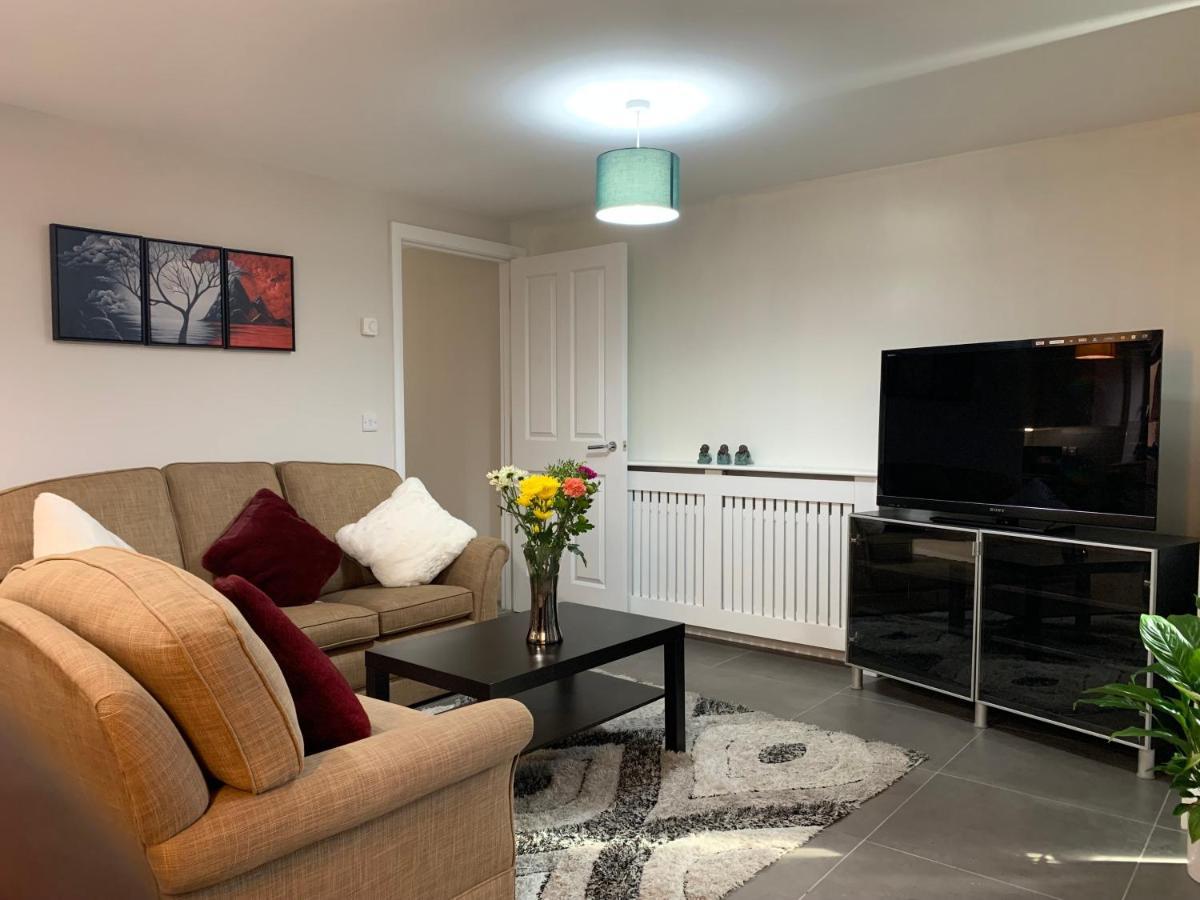 Aqua Dreams - Serviced Luxury Modern Belfast City Centre 2 Bed Apartment מראה חיצוני תמונה